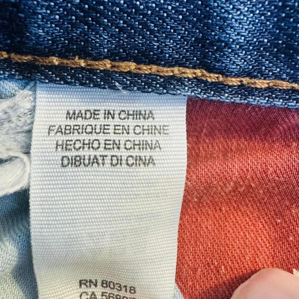 Lucky Brand 121 Heritage Slim Bermuda Shorts Mens 34 Blue Denim Raw Hem